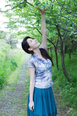 在小小的花蕾深处XL樱花翻译